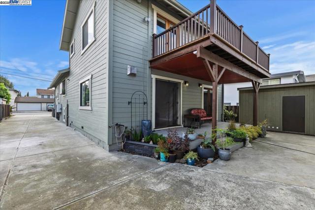 1672 Crescent Avenue, Castro Valley CA: https://media.crmls.org/mediaz/66c5b1c9-c77e-4192-9e73-d85e7ea5b038.jpg