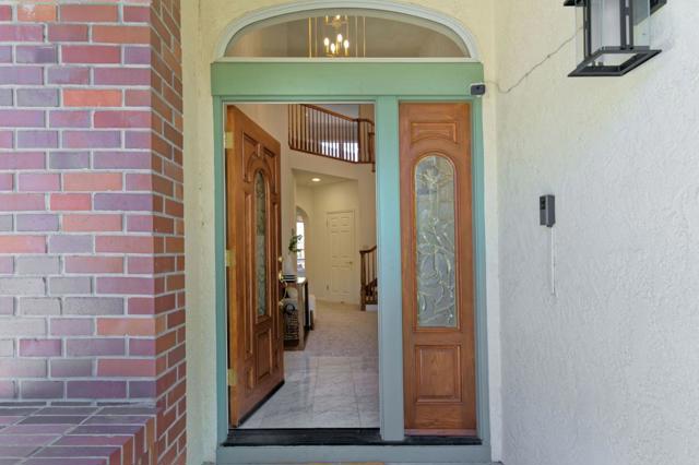6536 Leyland Park Drive, San Jose CA: https://media.crmls.org/mediaz/66c73264-9b15-4f08-9c19-af84235fdfae.jpg