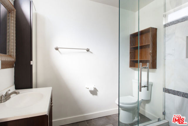 547 Brooks Avenue, Venice CA: https://media.crmls.org/mediaz/66c7a73a-3361-4c7b-a1ba-ce94d0b3f419.jpg