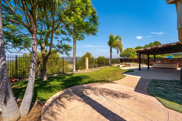 1347 La Culebra Circle, Camarillo CA: https://media.crmls.org/mediaz/66c8c45e-7e5a-41a3-96f4-5db70633f440.jpg