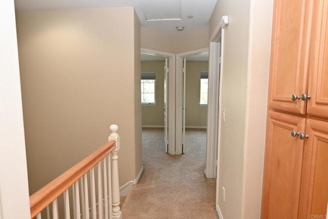 Detail Gallery Image 22 of 44 For 4035 Bluff View Way, Carlsbad,  CA 92008 - 4 Beds | 2/1 Baths