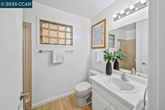 53 Brookside Rd., Orinda CA: https://media.crmls.org/mediaz/66ca8630-a221-4f12-9355-a6403275df27.jpg