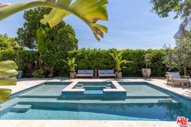 7442 Capps Avenue, Los Angeles CA: https://media.crmls.org/mediaz/66caca29-e289-4d99-857d-06204bf88219.jpg