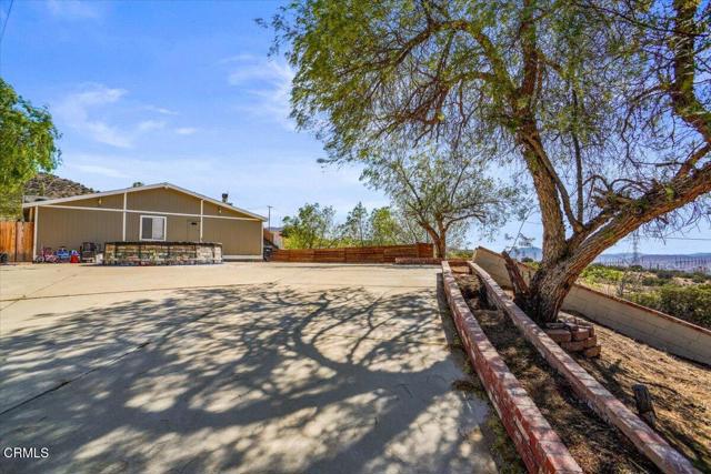 510 E Soledad Pass Road, Palmdale CA: https://media.crmls.org/mediaz/66cca7dc-6de3-4cf3-bc8d-b91ef959212a.jpg