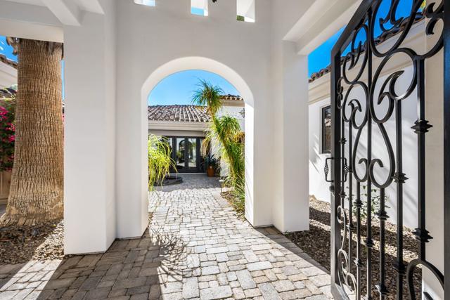 78431 Deacon W Drive, La Quinta CA: https://media.crmls.org/mediaz/66ccaa86-cffd-448a-9297-34e0577ed228.jpg