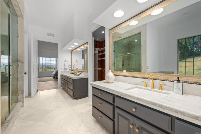 18150 Via Ascenso, Rancho Santa Fe CA: https://media.crmls.org/mediaz/66cd26ec-586b-4e4e-b6a7-8c3277e2625d.jpg