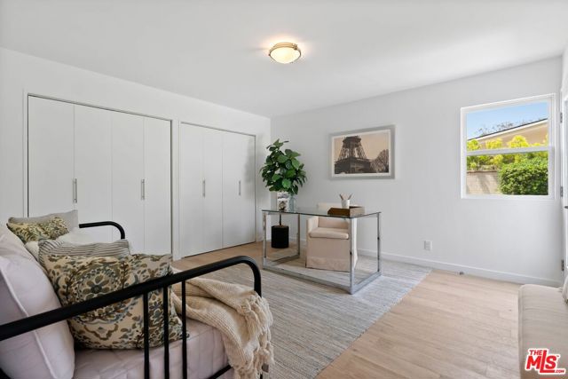 2671 Federal Avenue, Los Angeles CA: https://media.crmls.org/mediaz/66cdb3fe-6561-4eaa-84e2-d319aa516a68.jpg
