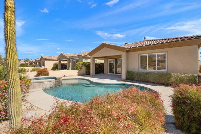 28621 W Natoma Drive, Cathedral City CA: https://media.crmls.org/mediaz/66cde00f-da69-4a87-b4c2-7bd055342665.jpg