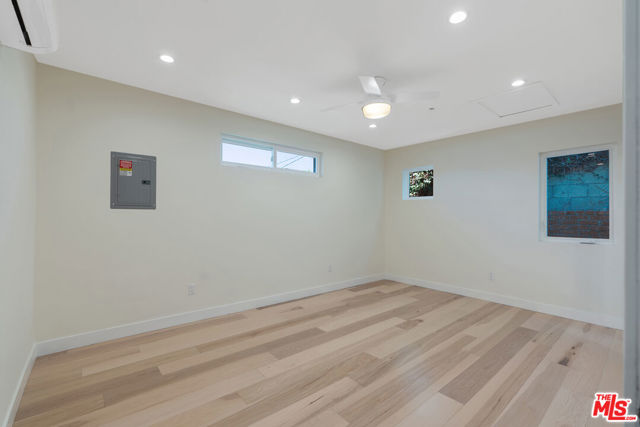 4632 Mioland Drive, Los Angeles CA: https://media.crmls.org/mediaz/66ce7aa4-235e-43b6-a3ca-e3ae14717856.jpg