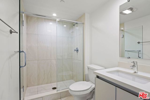 1233 Westgate, Los Angeles CA: https://media.crmls.org/mediaz/66cf9ba1-1b6b-432d-b4ca-fedbb204c309.jpg