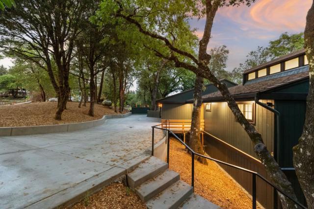 18319 Las Cumbres Road, Los Gatos CA: https://media.crmls.org/mediaz/66cfb903-246c-4b40-97e9-8fa70631e5d0.jpg
