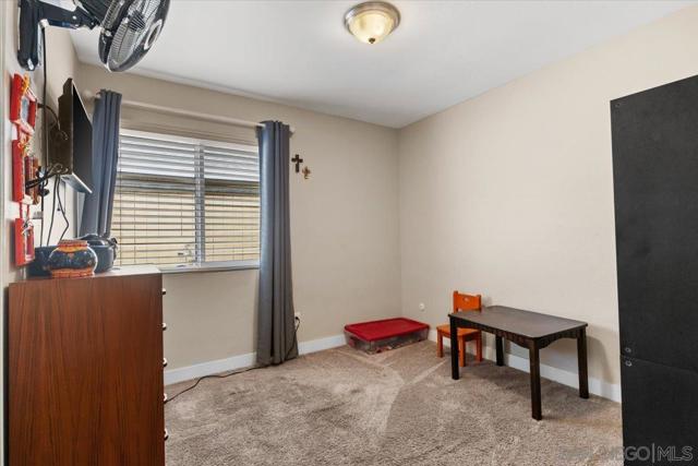 1059 Buena Vista Way, Chula Vista CA: https://media.crmls.org/mediaz/66cfdc96-48ef-4c8c-bfdf-8f38e61a5d2e.jpg