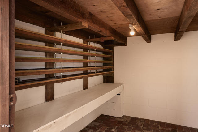 6900 Lurline Avenue, Los Angeles CA: https://media.crmls.org/mediaz/66d05ba5-a71b-41fe-b9c2-64e4c7e1e482.jpg