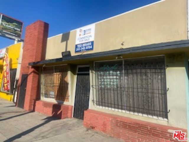 1255 W Manchester Ave, Los Angeles, CA 90044