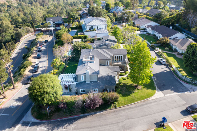 1088 VILLA GROVE Drive photo 3