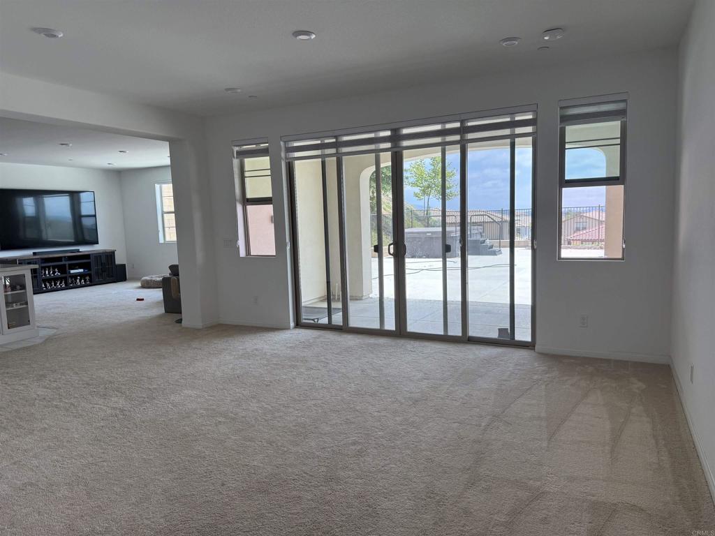 2362 E Lincoln Avenue Avenue - photo 2