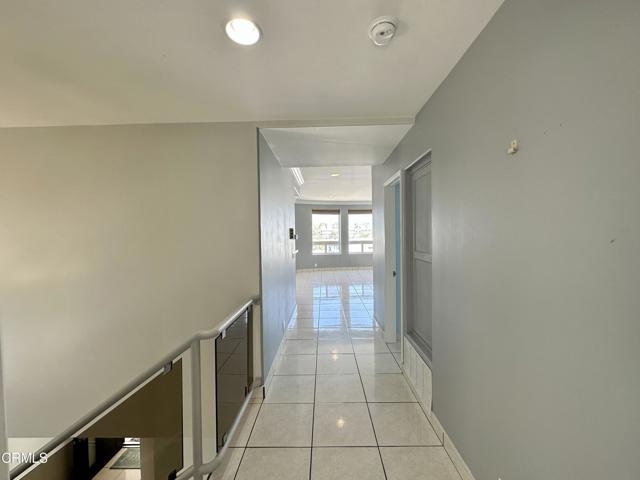 4053 Sunset Lane Lane, Oxnard CA: https://media.crmls.org/mediaz/66d36c46-31d8-4204-a814-e39d18aff999.jpg