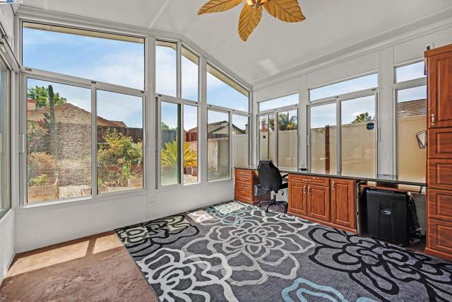 6997 Foxtail Dr, Livermore CA: https://media.crmls.org/mediaz/66d64acd-086d-46a5-ad91-ff83c875d299.jpg