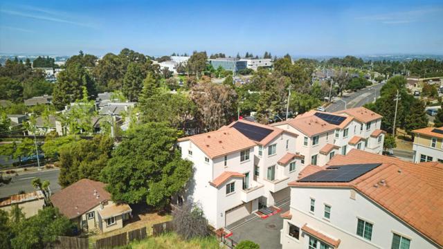 26540 Hayward Boulevard, Hayward CA: https://media.crmls.org/mediaz/66d6fe48-22b1-4904-b730-7dd92811d096.jpg