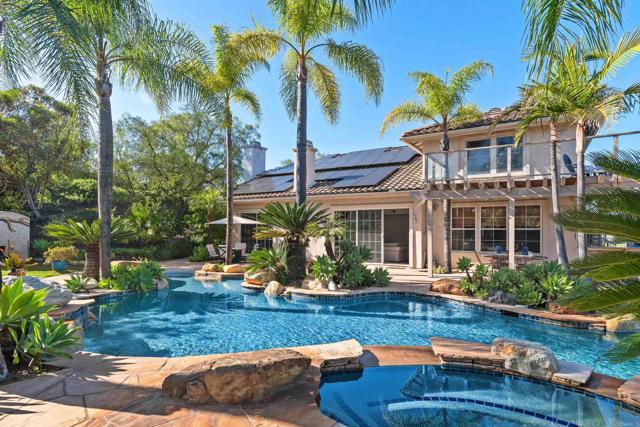 2034 Ridgecrest Place, Escondido CA: https://media.crmls.org/mediaz/66d758c8-e3d5-48fc-ae6f-61305753c51b.jpg