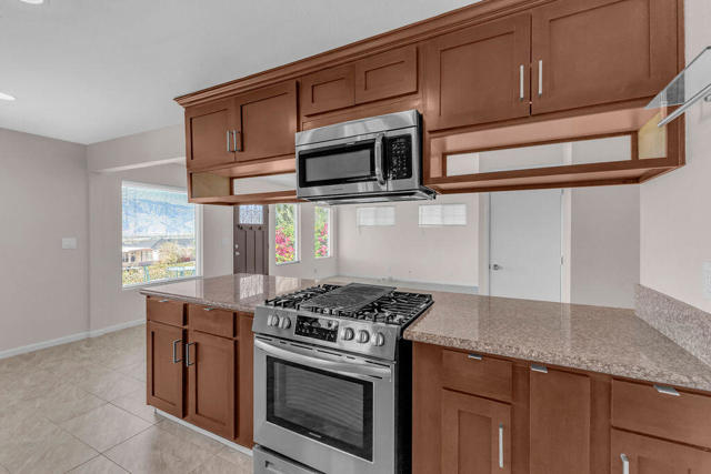 Image 7 of 24 For 66790 Yucca Drive