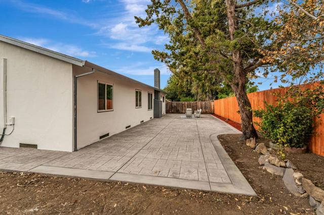 6883 Langmuir Lane, Dublin CA: https://media.crmls.org/mediaz/66d9cd21-f266-46d7-99be-0a6e08ffbfa8.jpg
