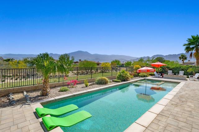 81675 Macbeth Street, La Quinta CA: https://media.crmls.org/mediaz/66dabb50-0e71-4f7c-bf76-22e061cbb4ef.jpg