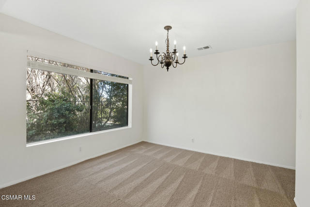 139 Los Padres Drive, Westlake Village CA: https://media.crmls.org/mediaz/66db0506-b01b-4893-af7c-125bdc39ceb0.jpg