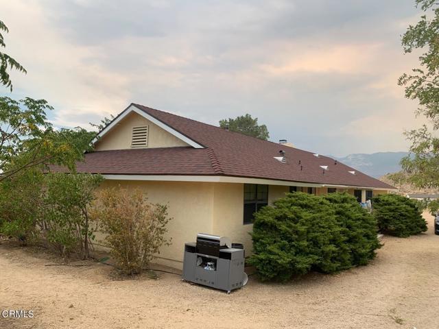 Detail Gallery Image 4 of 49 For 31212 Rabbit Springs Rd, Lucerne Valley,  CA 92356 - 3 Beds | 2 Baths