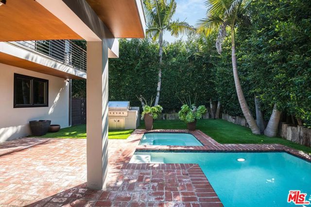 3201 Viola Place, Marina del Rey CA: https://media.crmls.org/mediaz/66dbfec7-6192-4516-a96e-24e08cc66331.jpg