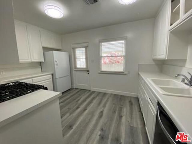4269 Revere Place photo 6