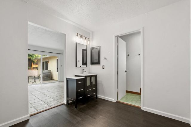 1091 Century Drive, Napa CA: https://media.crmls.org/mediaz/66dd065b-bab0-4d5f-ac91-de57c1d90846.jpg