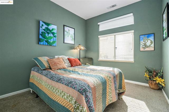 139 Pippin Dr, Brentwood CA: https://media.crmls.org/mediaz/66de6fc9-1775-48a8-9073-caf42437ab1c.jpg