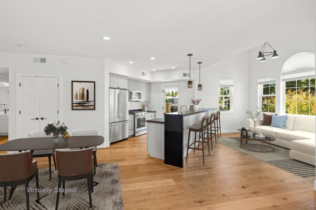 777 Walnut Street, San Carlos CA: https://media.crmls.org/mediaz/66de95bf-d1d8-40e6-aa6f-22d6a9cda614.jpg