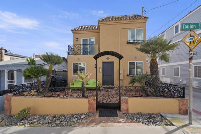 715 Toulon Ct, Outside Area (Inside Ca) CA: https://media.crmls.org/mediaz/66debd05-d56e-4429-8b35-797220f3d61b.jpg