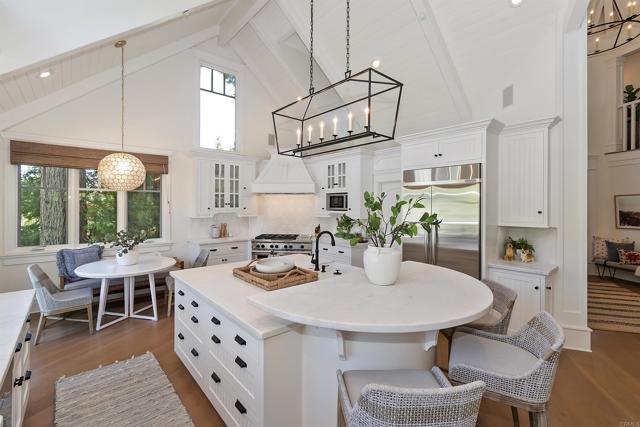 Detail Gallery Image 13 of 64 For 27567 W Shore Rd, Lake Arrowhead,  CA 92352 - 5 Beds | 5/1 Baths