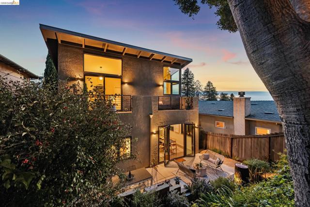 Image 23 of 60 For 6356 Broadway Ter