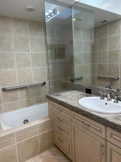 254 Mountain View Avenue, San Rafael CA: https://media.crmls.org/mediaz/66df9d5a-3d4f-4fef-82aa-475059652021.jpg