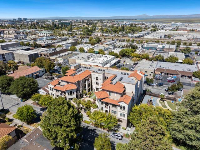 777 Walnut Street, San Carlos CA: https://media.crmls.org/mediaz/66dfb651-b06f-4104-b6f7-0b676ac0ea46.jpg