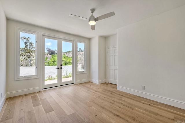 Detail Gallery Image 17 of 55 For 6039 Calle Camposeco, Rancho Santa Fe,  CA 92067 - 5 Beds | 5/1 Baths