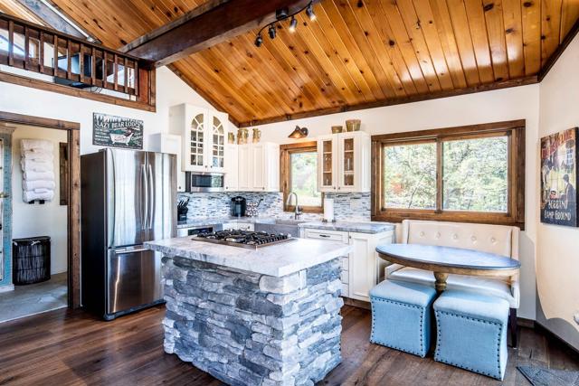 MLS #250037744SD image #9