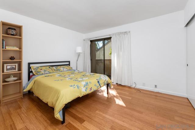 3205 Via Alicante, La Jolla CA: https://media.crmls.org/mediaz/66e19252-7162-4fa2-bb12-8e1000114685.jpg