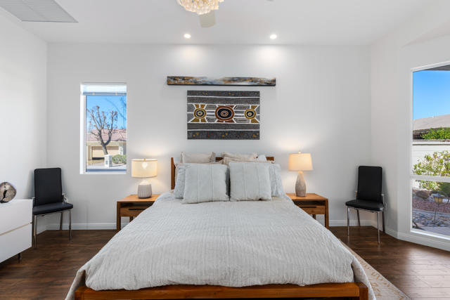 78210 Gray Hawk Drive, Palm Desert CA: https://media.crmls.org/mediaz/66e1b5a1-e477-45d2-9e7c-39620236aa0f.jpg