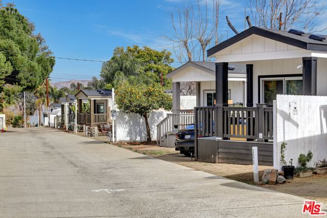 17650 Grand Avenue, Lake Elsinore CA: https://media.crmls.org/mediaz/66e29114-544f-47ef-bc03-78f22c0d8a3a.jpg