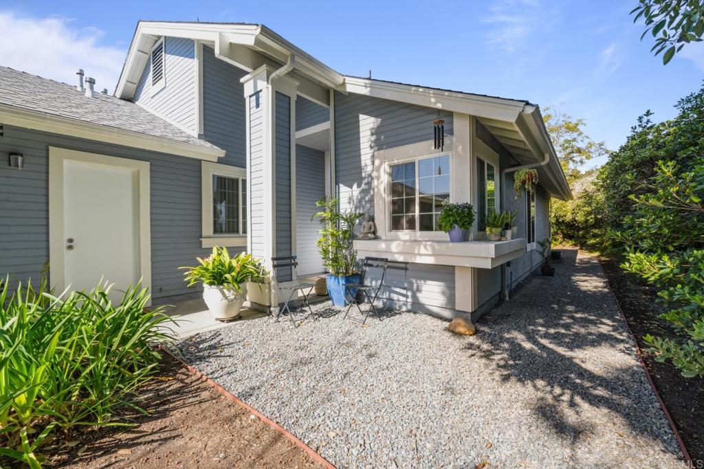 302 Windjammer Circle