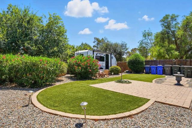 Detail Gallery Image 7 of 38 For 23502 Bassett Way, Ramona,  CA 92065 - 4 Beds | 2 Baths