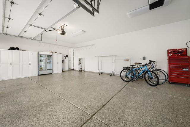 52395 Whispering Way, La Quinta CA: https://media.crmls.org/mediaz/66e45193-1966-44ad-a0b5-6dbc4a177f72.jpg