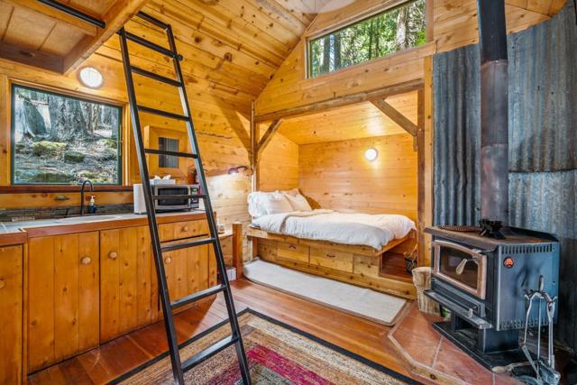 35425 Stonewall Drive, Shingletown CA: https://media.crmls.org/mediaz/66e5311f-9933-48b2-8bef-7a4001d55c4c.jpg