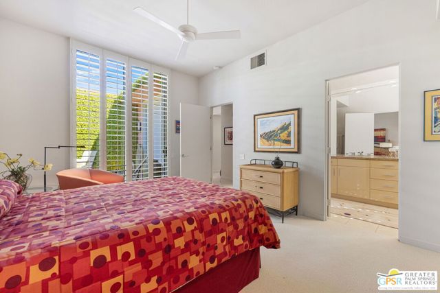 46920 Amir Drive, Palm Desert CA: https://media.crmls.org/mediaz/66e5e2f0-8e72-42f8-b575-4dc843e85563.jpg