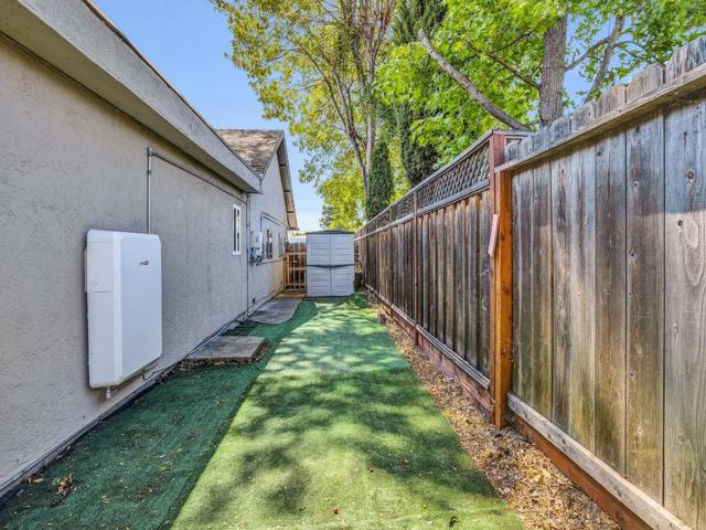 1567 Wilton Road, Livermore CA: https://media.crmls.org/mediaz/66e6bb58-e53c-4ca7-9679-67b576271aff.jpg